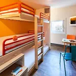 Hotelf1 Clermont Ferrand Est