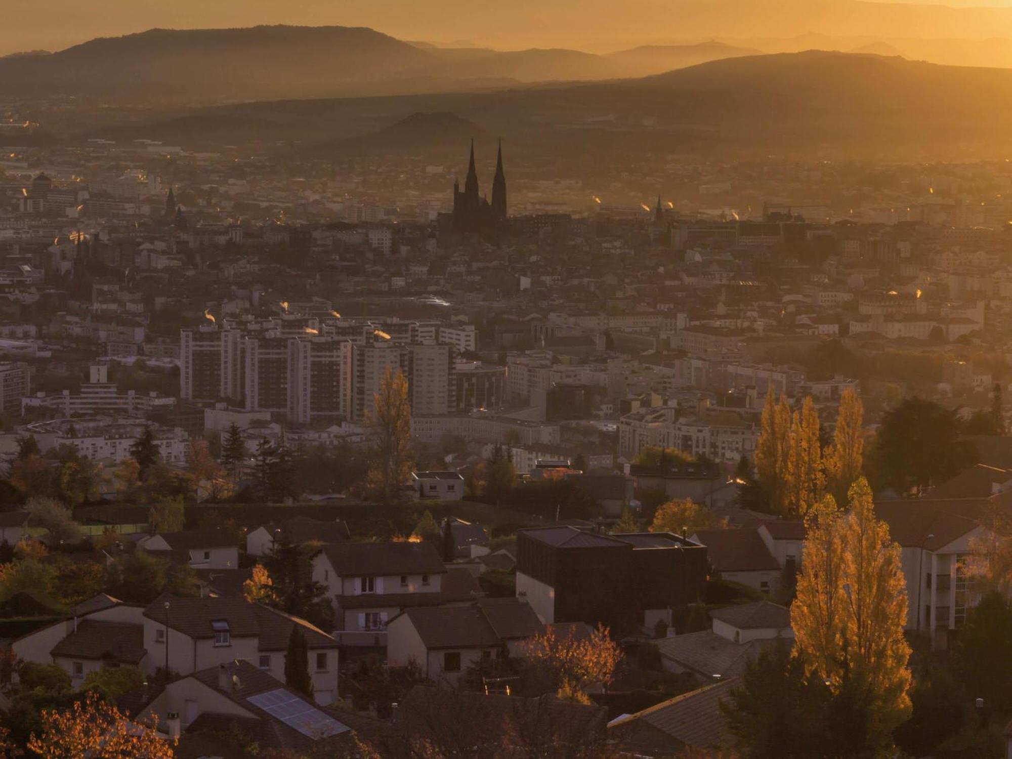 Hotelf1 Ferrand Est Hotel *