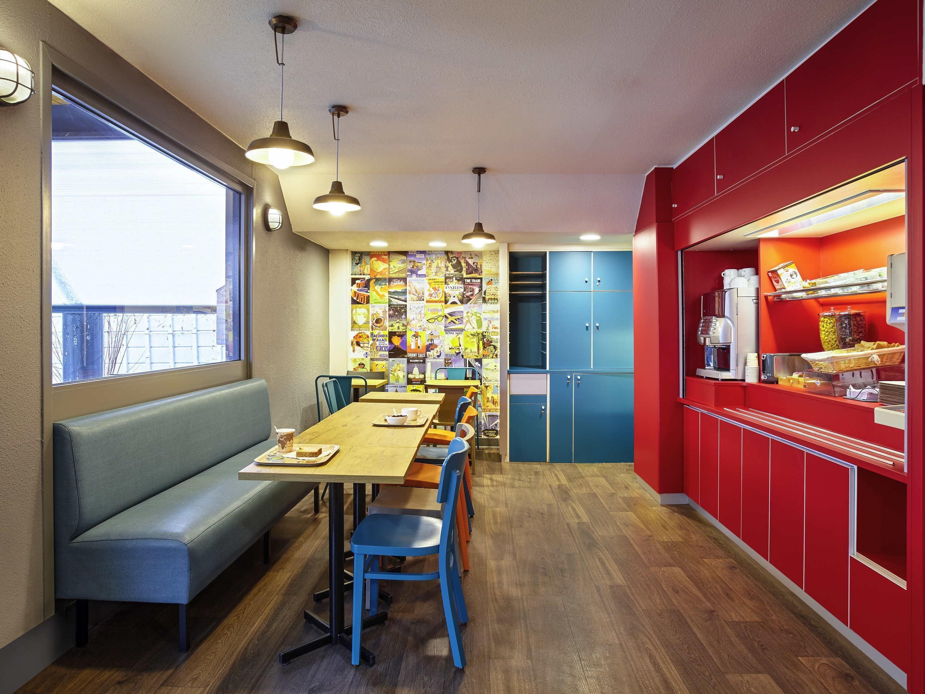 Hotelf1 Ferrand Est Hotel *